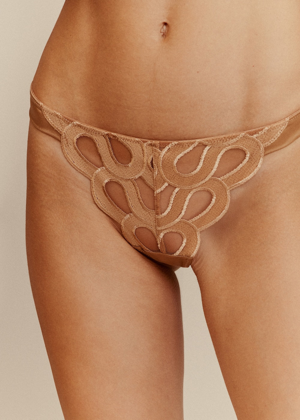 STRING ALCAZAR