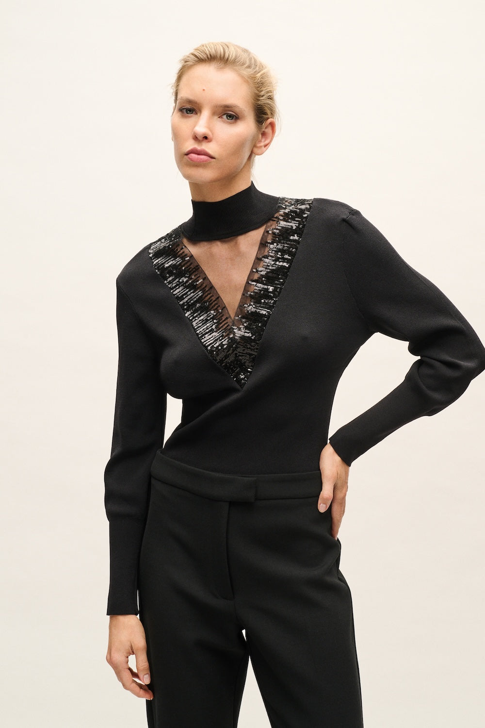 KNITWEAR ELECTRIC DESIRE BLACK