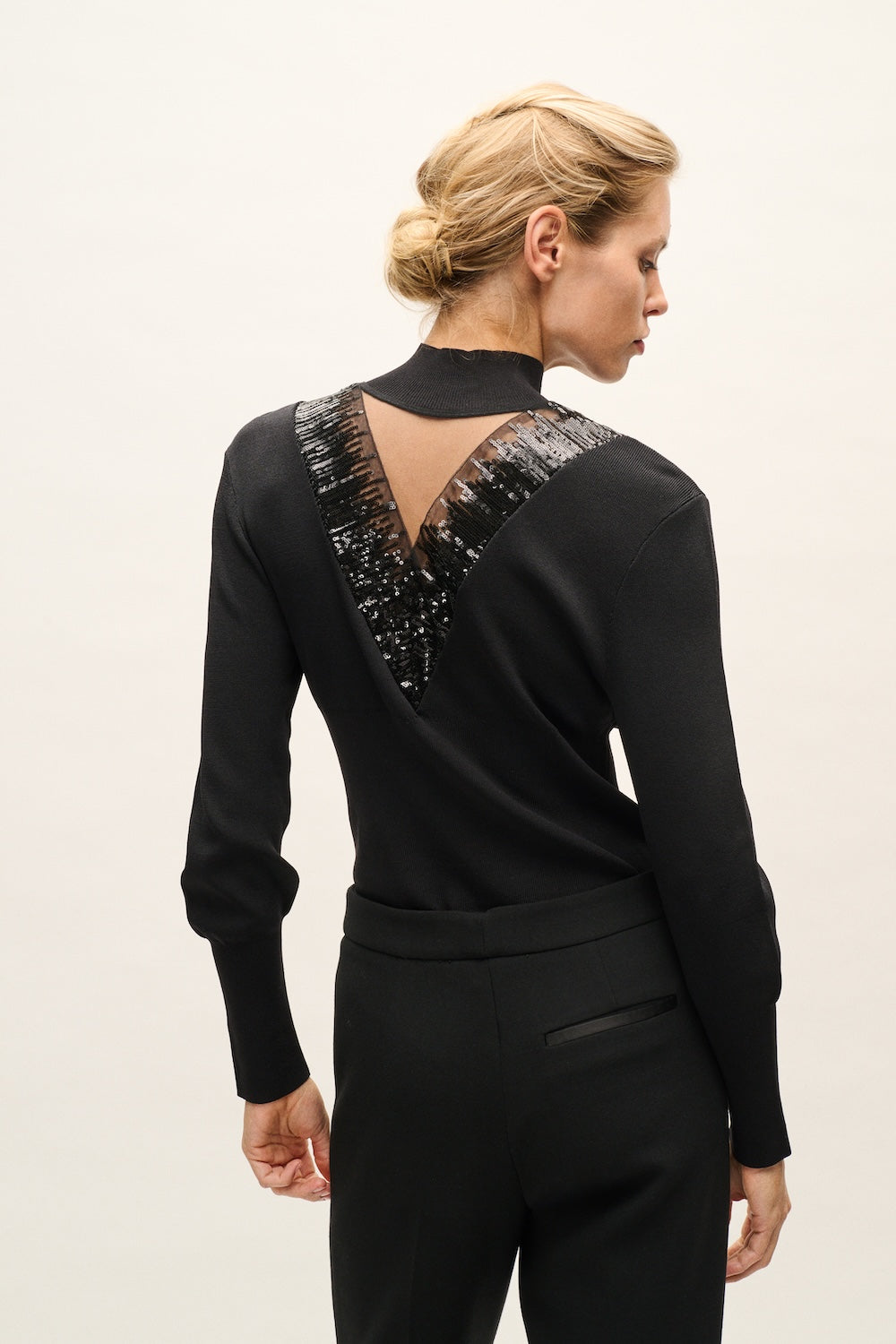 KNITWEAR ELECTRIC DESIRE BLACK