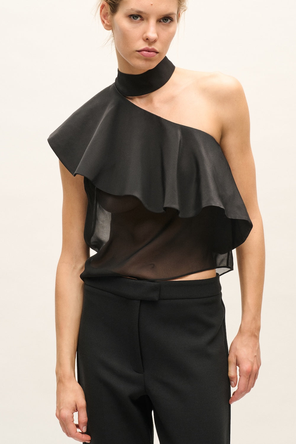 TOP JUD BLACK