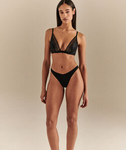 TANGA EASTON;${refinementColor}